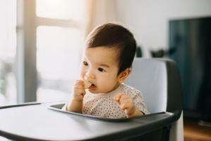 Bánh gạo ăn dặm cho bé chất lượng nhất hiện nay