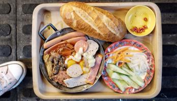 Quán bánh mì chảo ngon nhất Quận 3, TP HCM