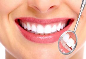Nha khoa bọc răng sứ đẹp và an toàn nhất tại Hà Nội
