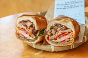 Quán bánh mì ngon nhất TP. Nha Trang, Khánh Hòa