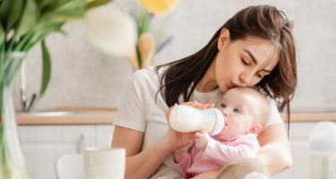 Bình sữa cổ hẹp cho trẻ tốt nhất hiện nay