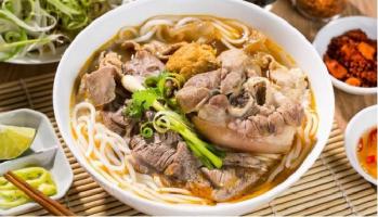Quán ăn ngon ở đường Thạch Hãn, Huế