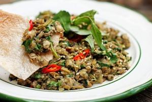 Quán ăn ngon nhất đường Tùng Thiện Vương, Huế