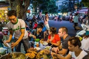 Con phố một món lừng danh, nức tiếng ở Hà Nội