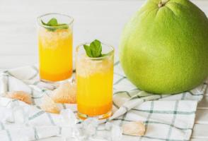 Công thức làm nước ép bưởi thơm ngon tại nhà