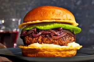Địa chỉ bán hamburger ngon nhất tại TP. Nha Trang, Khánh Hòa