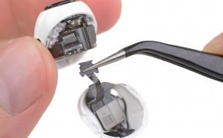 Địa chỉ thay pin tai nghe AirPods tốt nhất tại TP. HCM