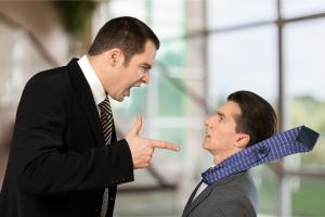 Điều tuyệt đối không được nói với bất kỳ ai