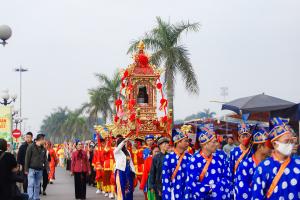 Lễ hội truyền thống nổi tiếng nhất miền Bắc