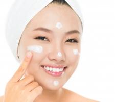 Loại kem dưỡng ẩm da mặt ban đêm được ưa chuộng nhất