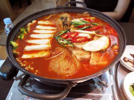 Loại lẩu cay nồng ngon nhất Hà Nội bạn không nên bỏ qua