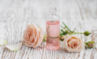 Loại nước hoa hồng không cồn tốt nhất bạn nên sử dụng