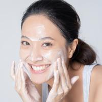 Loại sữa rửa mặt tốt cho da nhờn