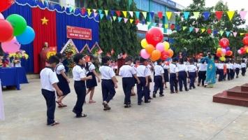 Lời dẫn chương trình khai giảng trường tiểu học hay và ý nghĩa nhất