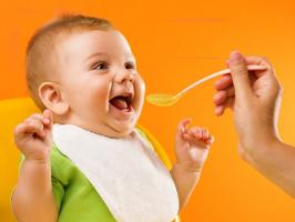 Lưu ý khi cho bé ăn dặm để con khỏe mạnh mà mẹ nên biết