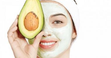 Cách làm mặt nạ bơ dưỡng da hiệu quả nhất tại nhà