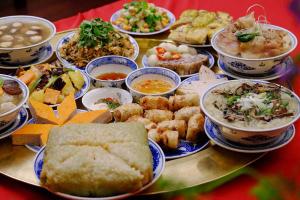 Món ngon ngày Tết ở Việt Nam