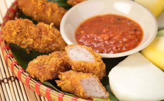 Quán nem chua rán ngon bá cháy tại TP. HCM