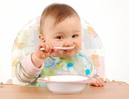 Dụng cụ cần thiết nhất khi cho trẻ ăn dặm kiểu Nhật