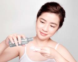 Nước hoa hồng ngăn ngừa lão hóa chất lượng và hiệu quả nhất hiện nay