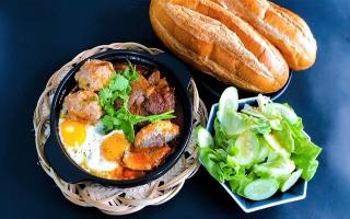Quán bánh mì chảo ngon nhất Quận 7, TP.HCM