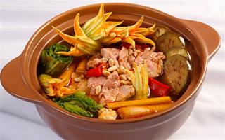 Quán lẩu bò ngon nổi tiếng tại Đà Nẵng