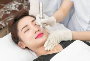 Sản phẩm tẩy da chết môi được thợ phun xăm tin dùng nhất hiện nay