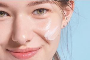 Sản phẩm trị thâm mụn hiệu quả nhất bạn nên dùng thử