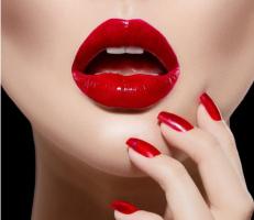 Thỏi son môi giá rẻ được yêu thích trong mùa hè