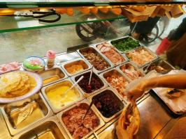 Quán ăn ngon ở đường Xuân Diệu, Huế