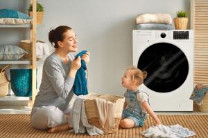 Xịt thơm quần áo được yêu thích nhất hiện nay
